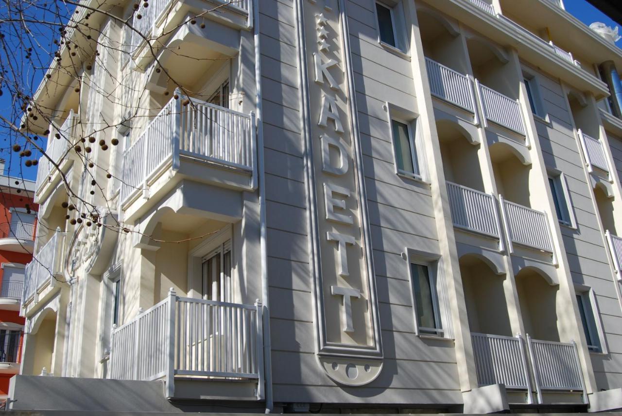 Hotel Kadett Rimini Ngoại thất bức ảnh