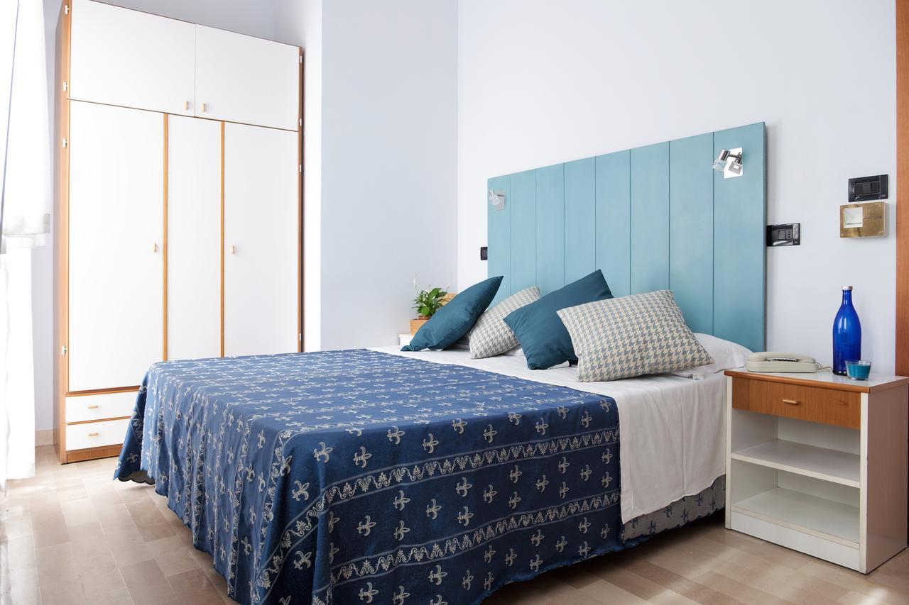 Hotel Kadett Rimini Ngoại thất bức ảnh